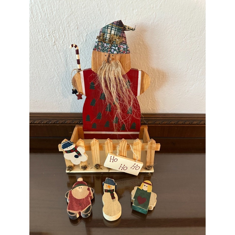 Wooden Carved Santa Christmas Card/Mail‎ Holder Folk Arts Figurine